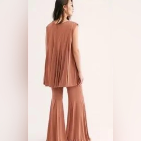 Free People 2-Piece Sasha Lounge Set Flowy Tunic Top & Flare Pants Brown L - Picture 3 of 11